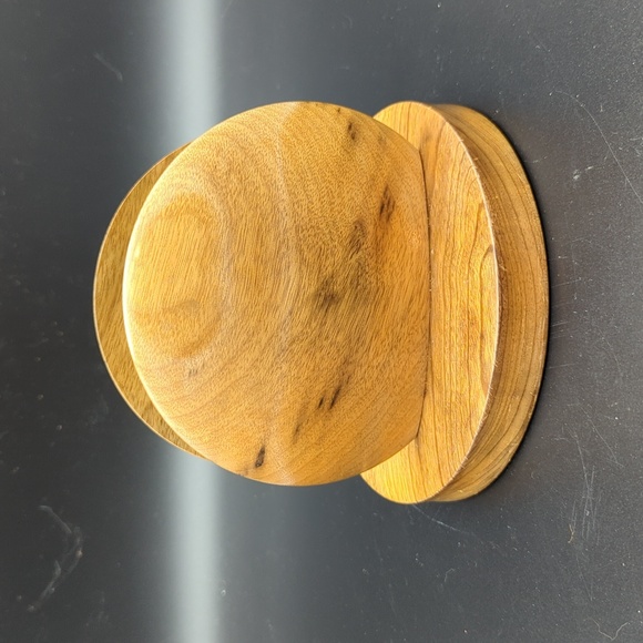 Vintage Oregon Myrtle wood napkin or letter holder - Picture 3 of 7